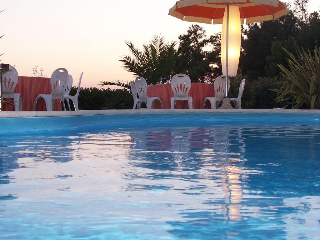 Bed And Breakfast " Il Tesoro Di Mario " Falconara Marittima Zewnętrze zdjęcie