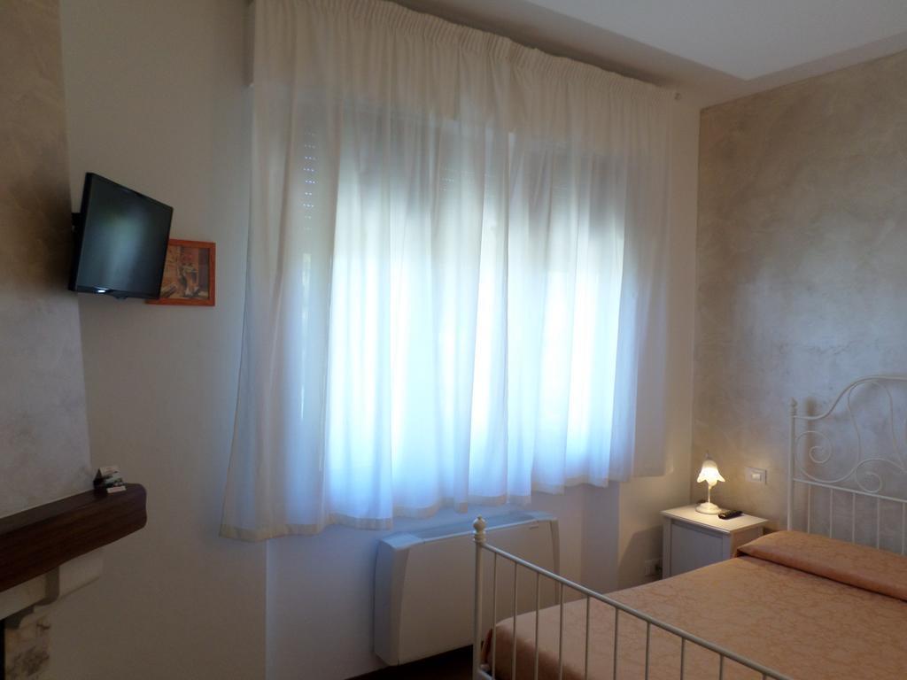 Bed And Breakfast " Il Tesoro Di Mario " Falconara Marittima Zewnętrze zdjęcie