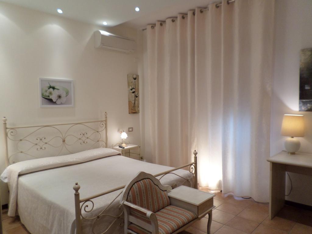 Bed And Breakfast " Il Tesoro Di Mario " Falconara Marittima Zewnętrze zdjęcie