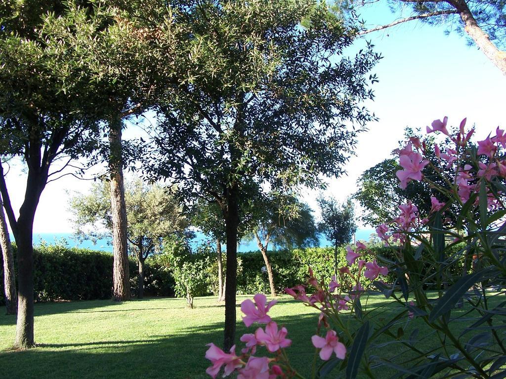 Bed And Breakfast " Il Tesoro Di Mario " Falconara Marittima Zewnętrze zdjęcie